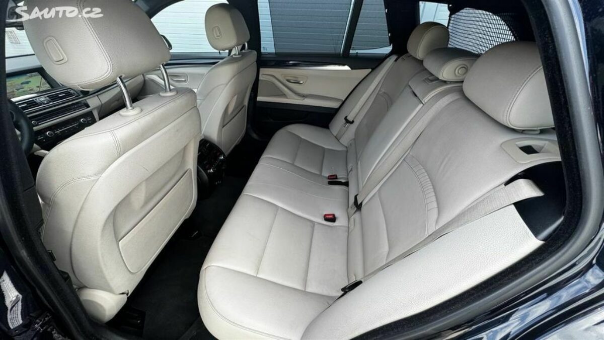 Fotografie vozu - klik pro zvětšení