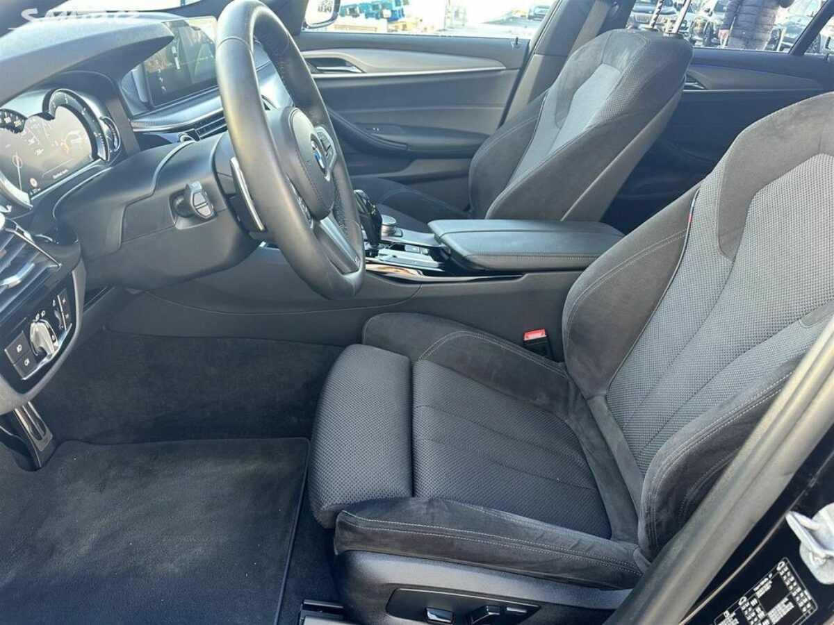 Fotografie vozu - klik pro zvětšení