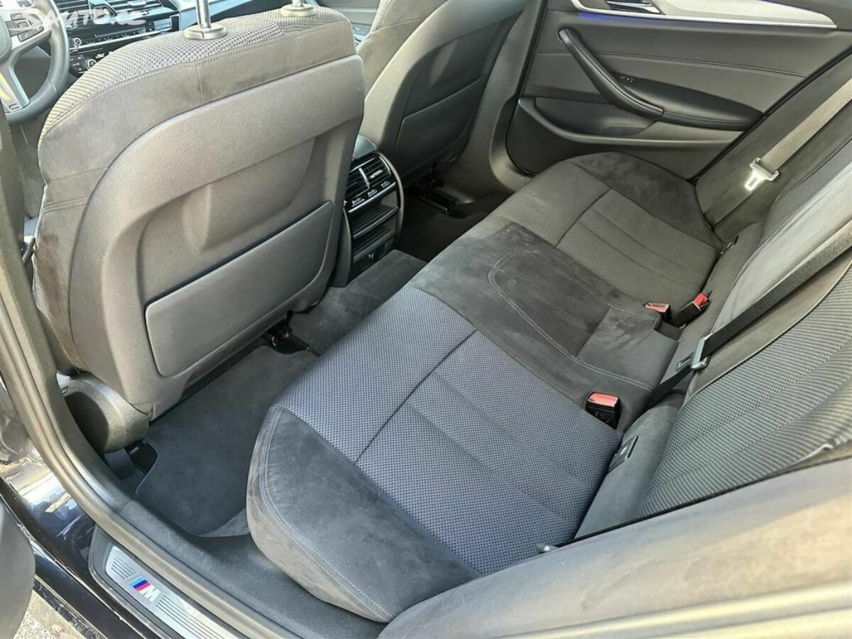 Fotografie vozu - klik pro zvětšení