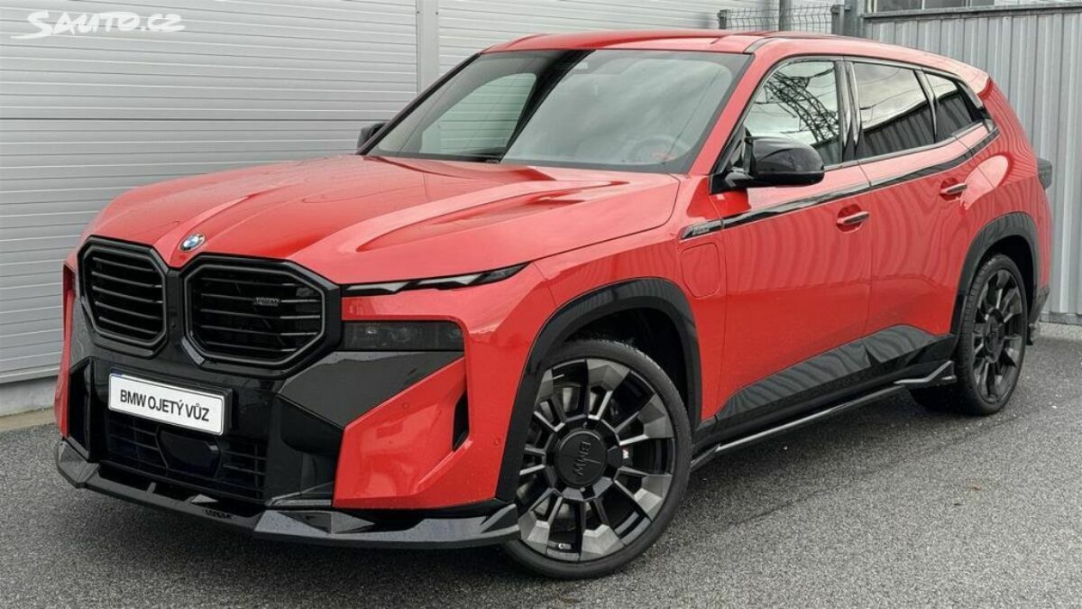 Fotografie vozu - klik pro zvětšení