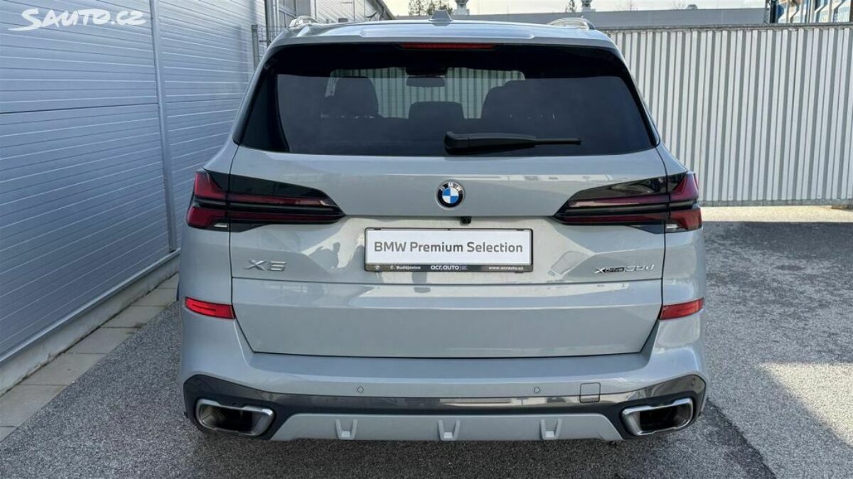 Fotografie vozu - klik pro zvětšení