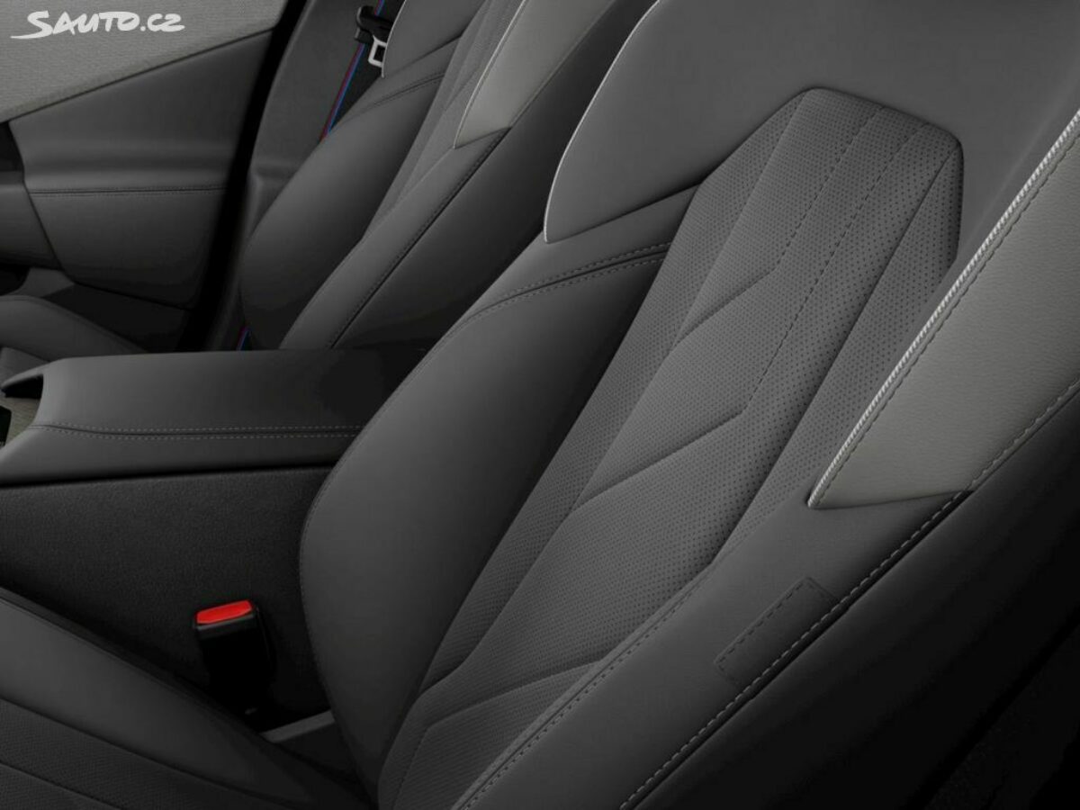 Fotografie vozu - klik pro zvětšení