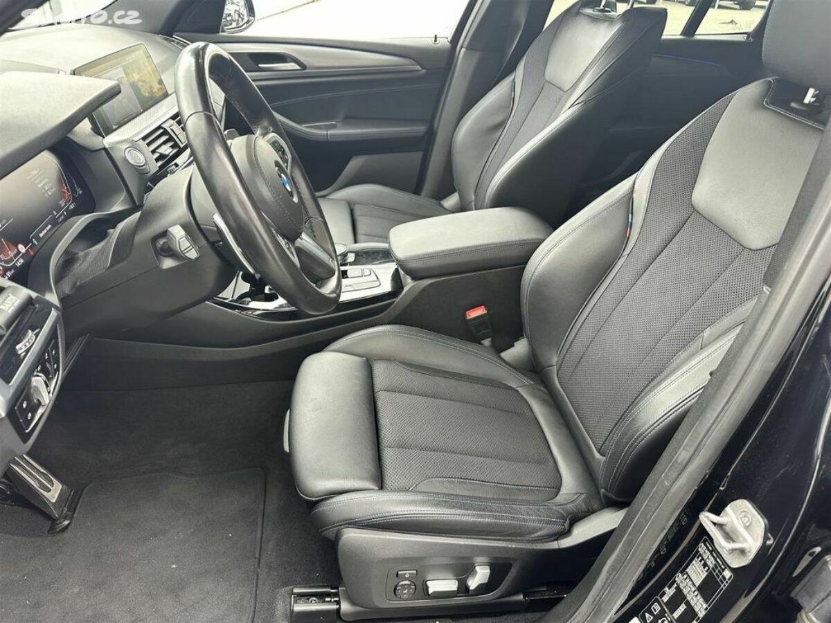 Fotografie vozu - klik pro zvětšení