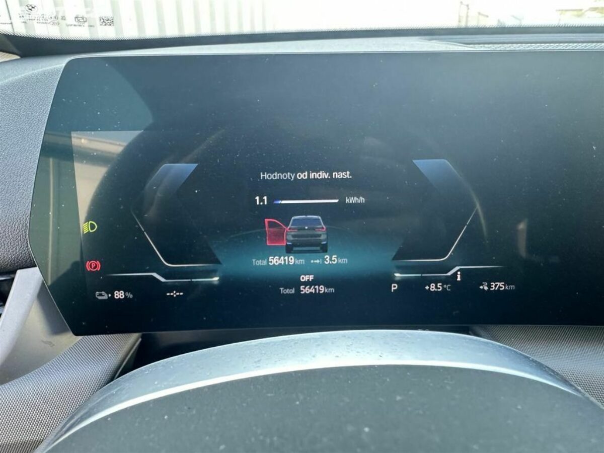 Fotografie vozu - klik pro zvětšení