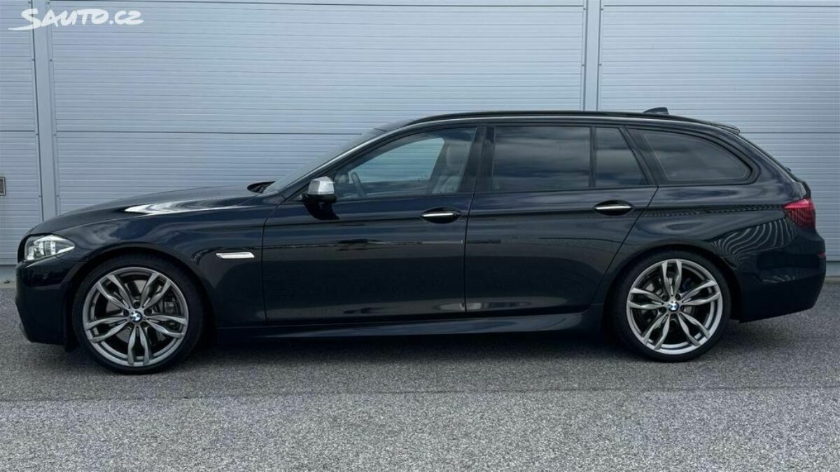 Fotografie vozu - klik pro zvětšení