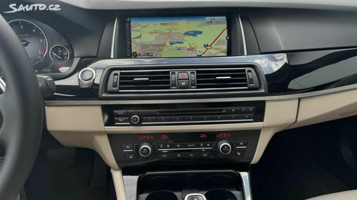 Fotografie vozu - klik pro zvětšení