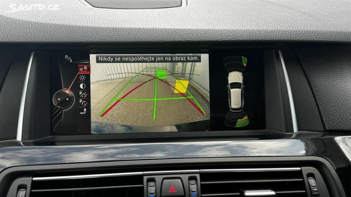 Fotografie vozu - klik pro zvětšení