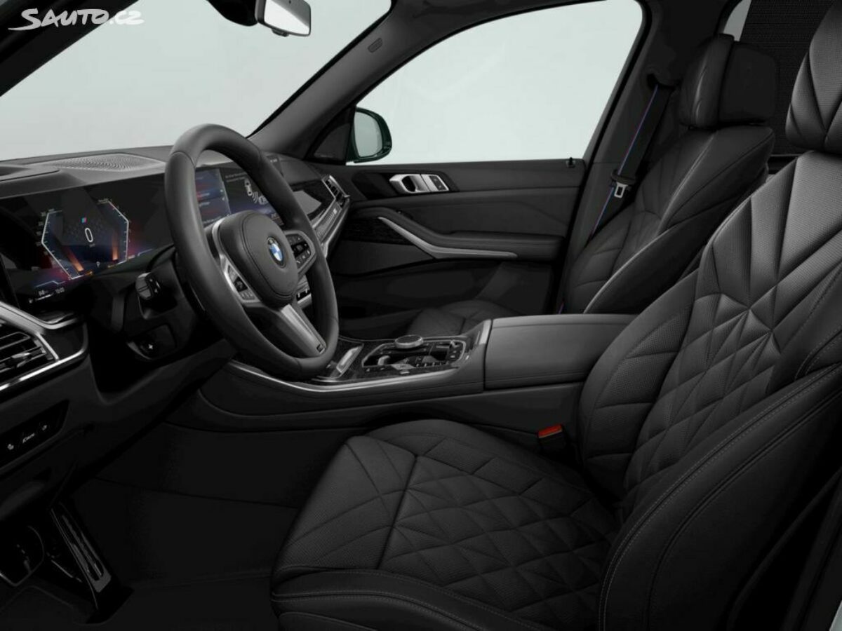 Fotografie vozu - klik pro zvětšení