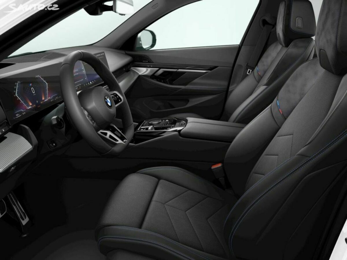 Fotografie vozu - klik pro zvětšení