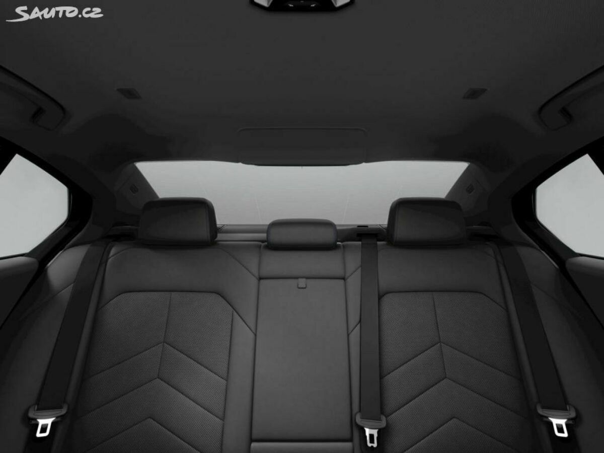 Fotografie vozu - klik pro zvětšení