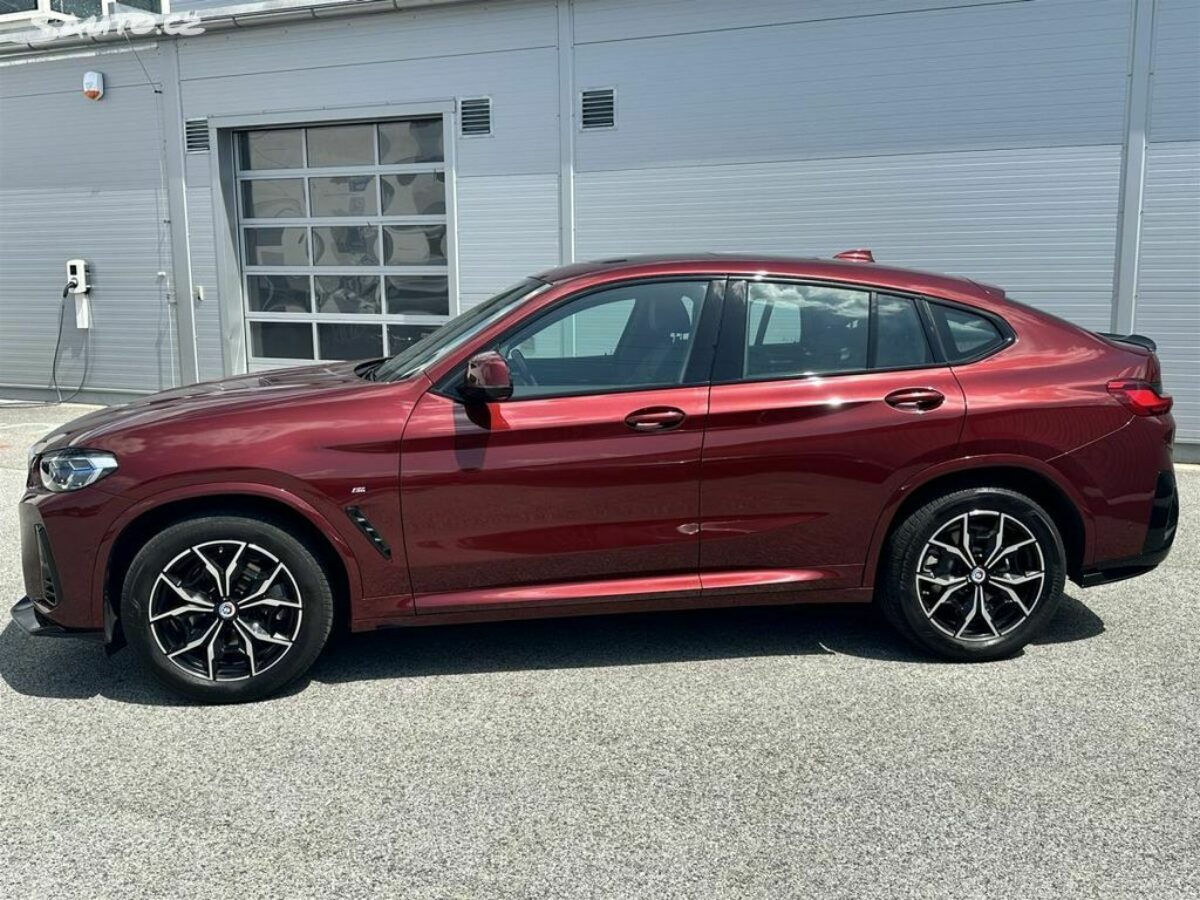 Fotografie vozu - klik pro zvětšení