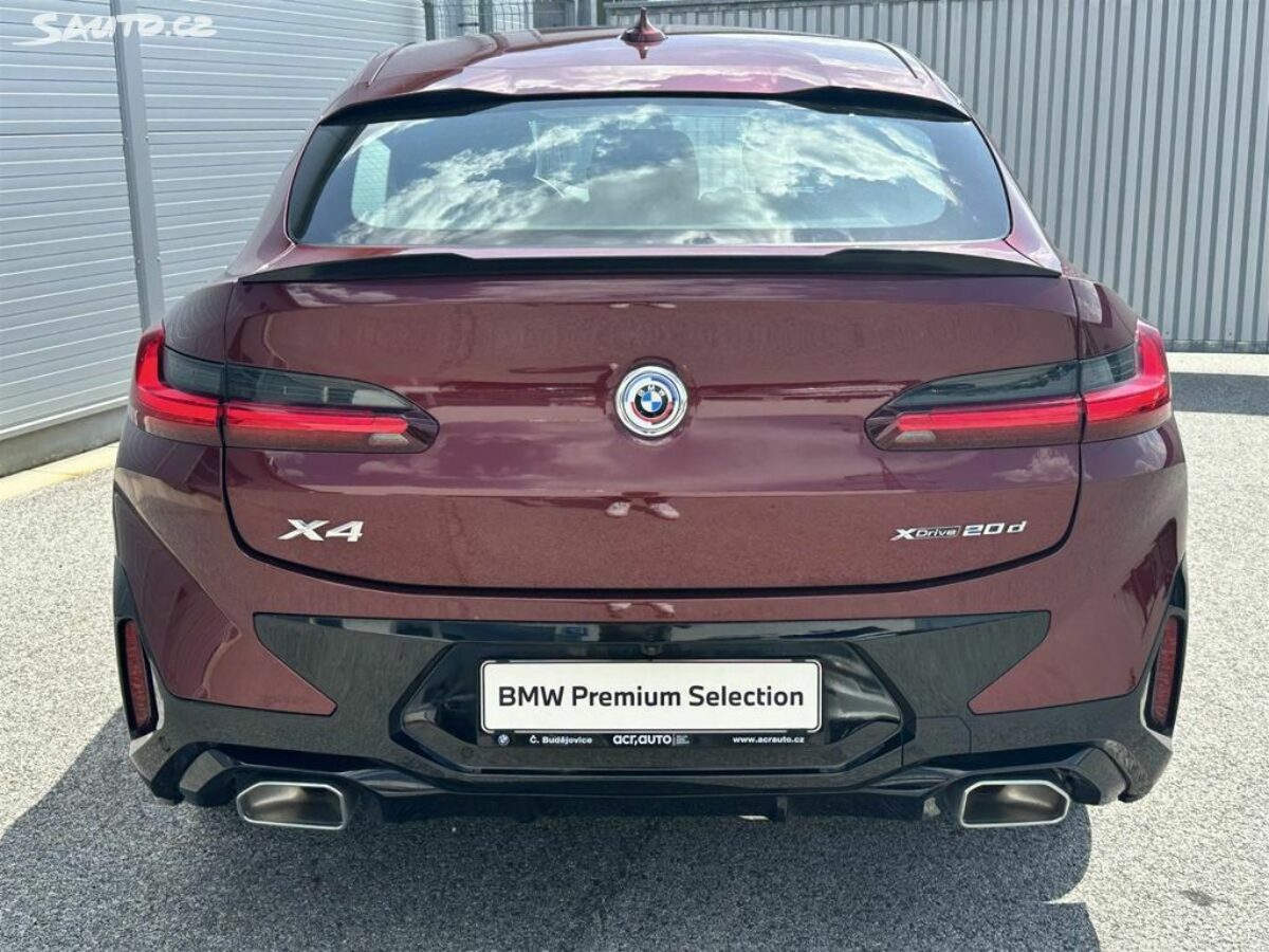 Fotografie vozu - klik pro zvětšení