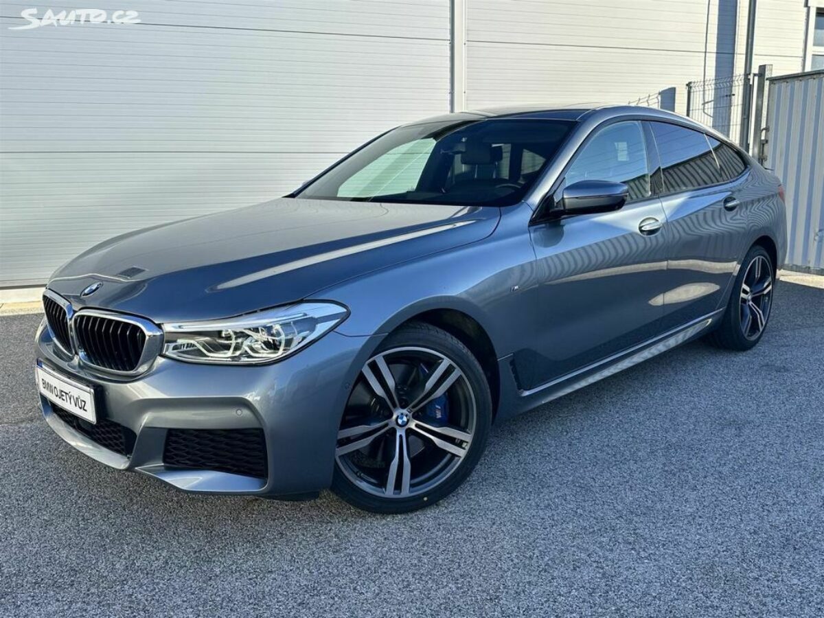 Fotografie vozu - klik pro zvětšení