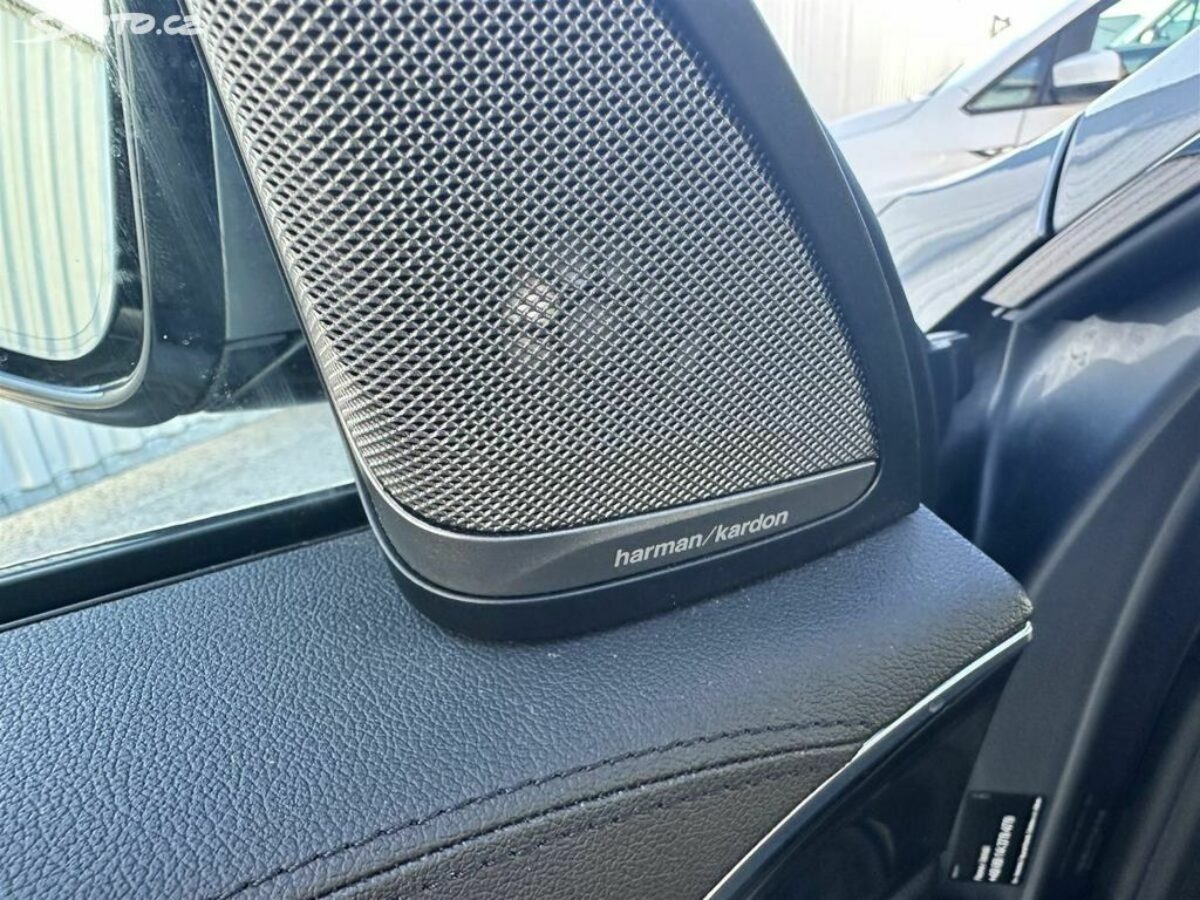 Fotografie vozu - klik pro zvětšení