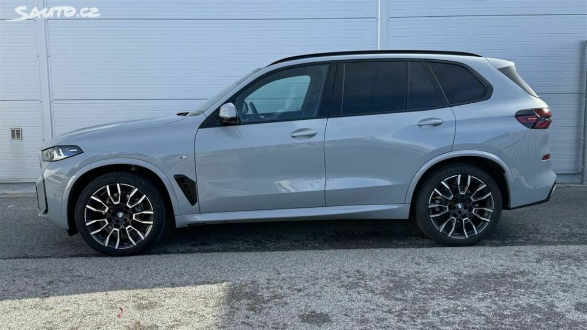 Fotografie vozu - klik pro zvětšení