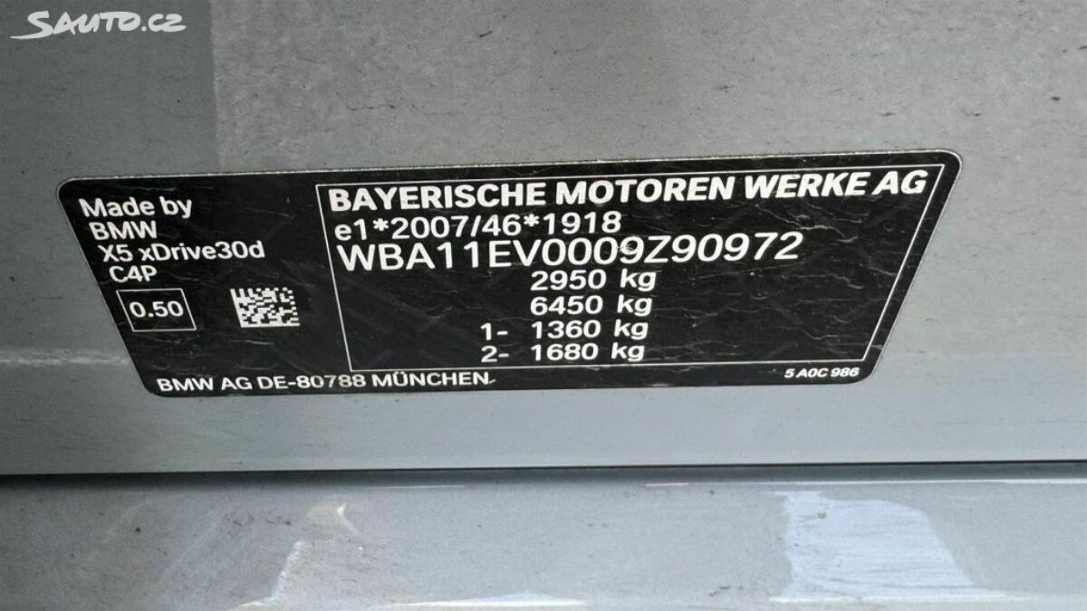 Fotografie vozu - klik pro zvětšení