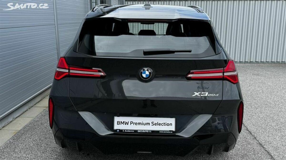 Fotografie vozu - klik pro zvětšení