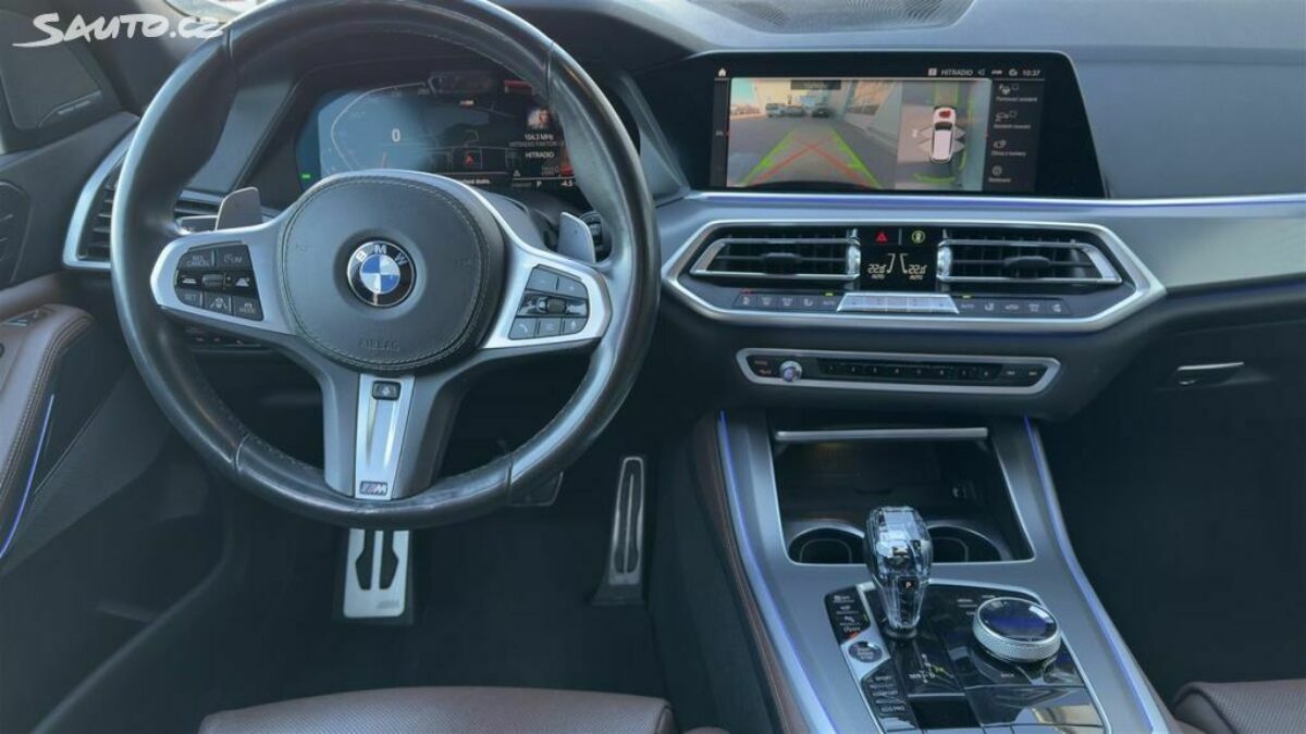 Fotografie vozu - klik pro zvětšení