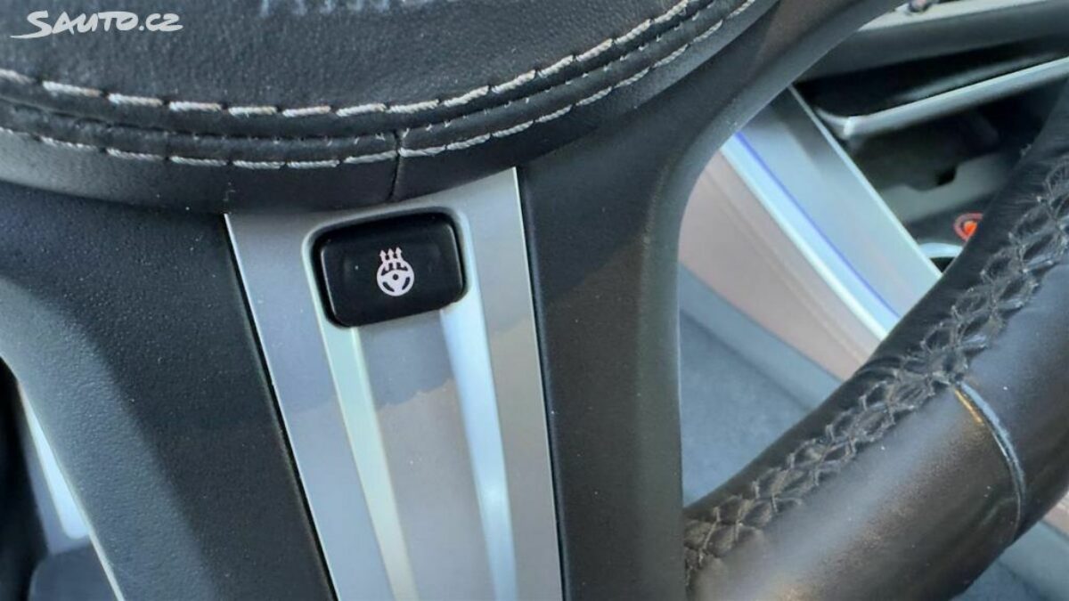 Fotografie vozu - klik pro zvětšení