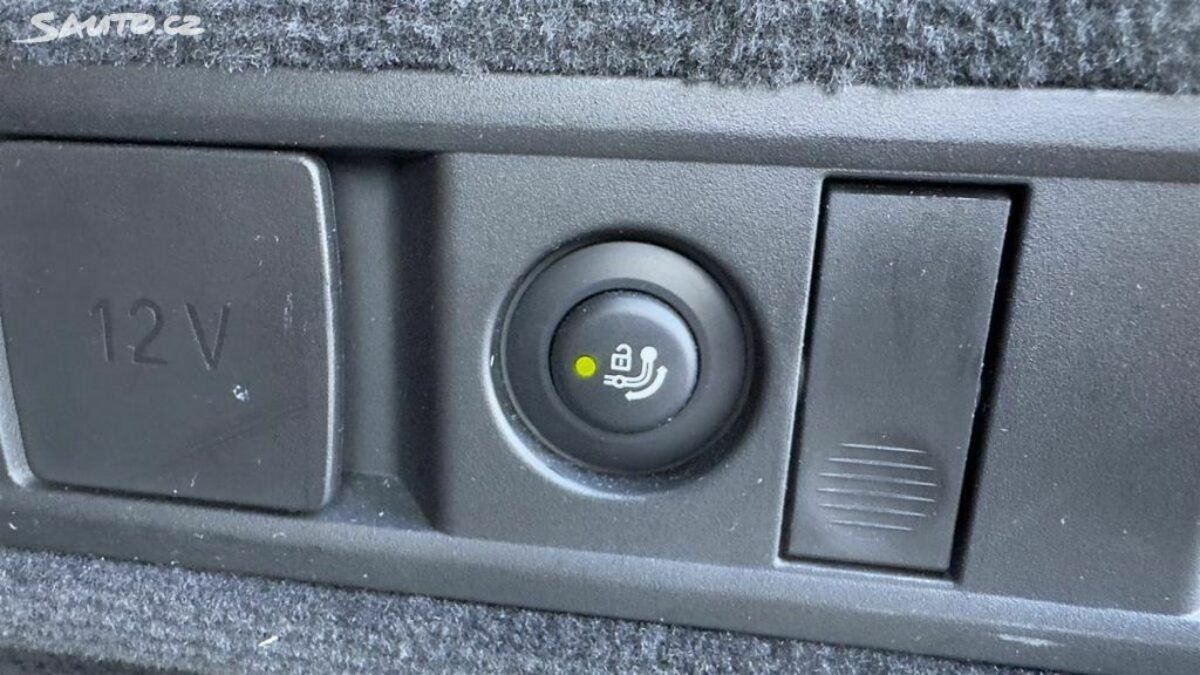 Fotografie vozu - klik pro zvětšení