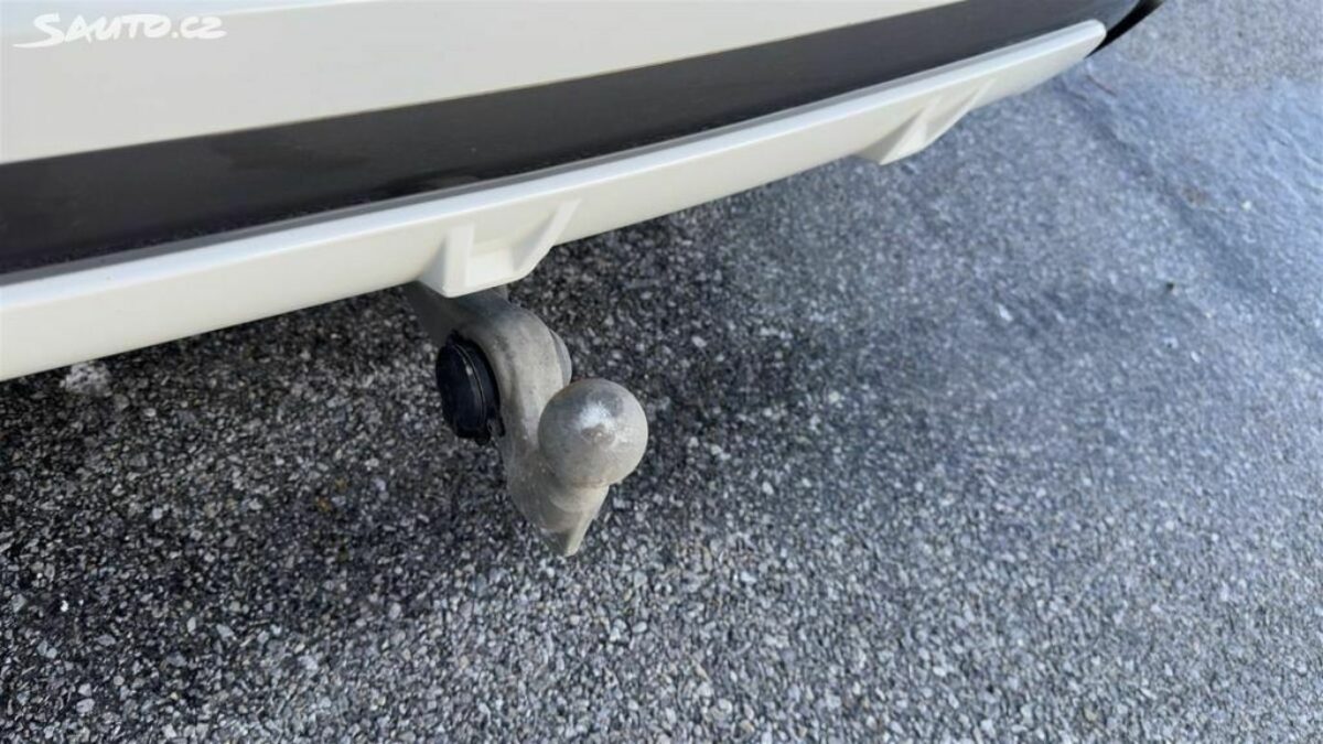 Fotografie vozu - klik pro zvětšení