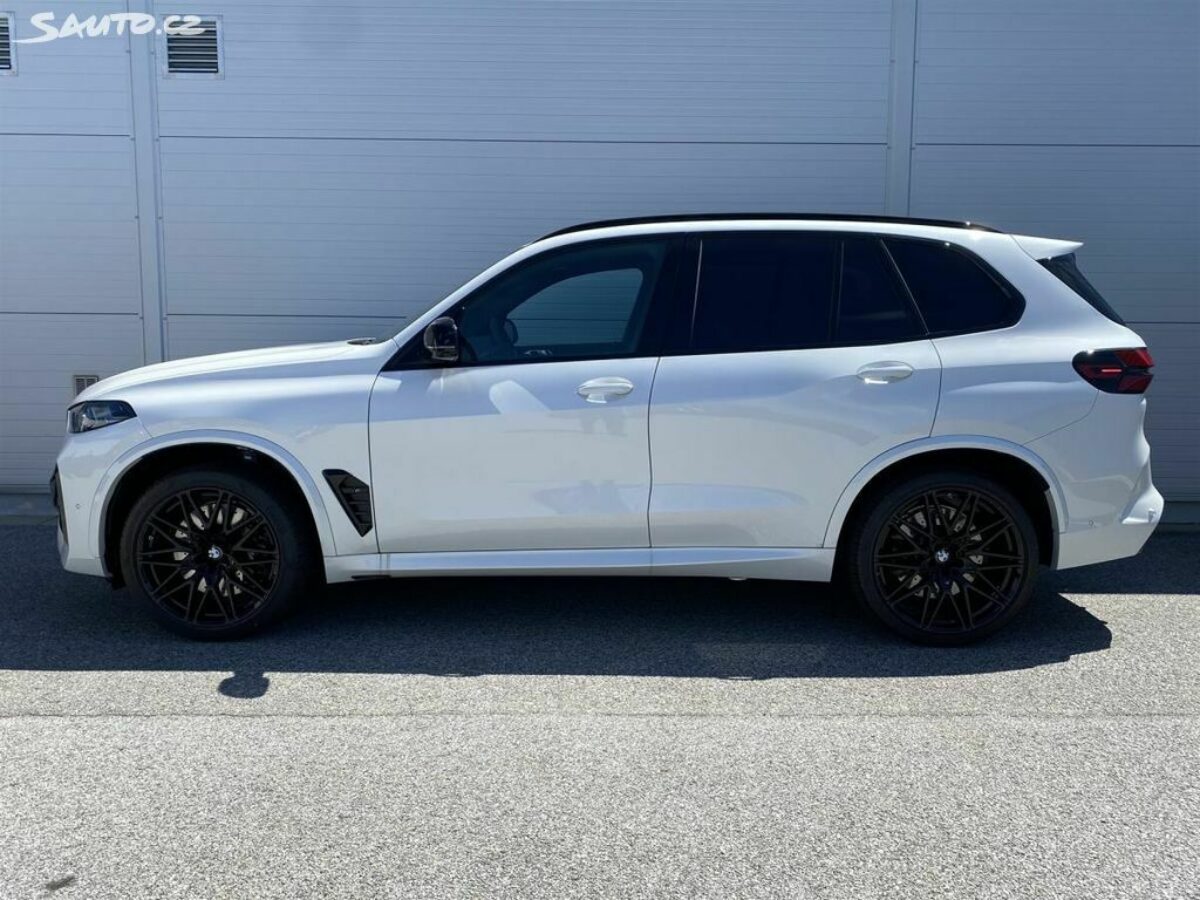 Fotografie vozu - klik pro zvětšení