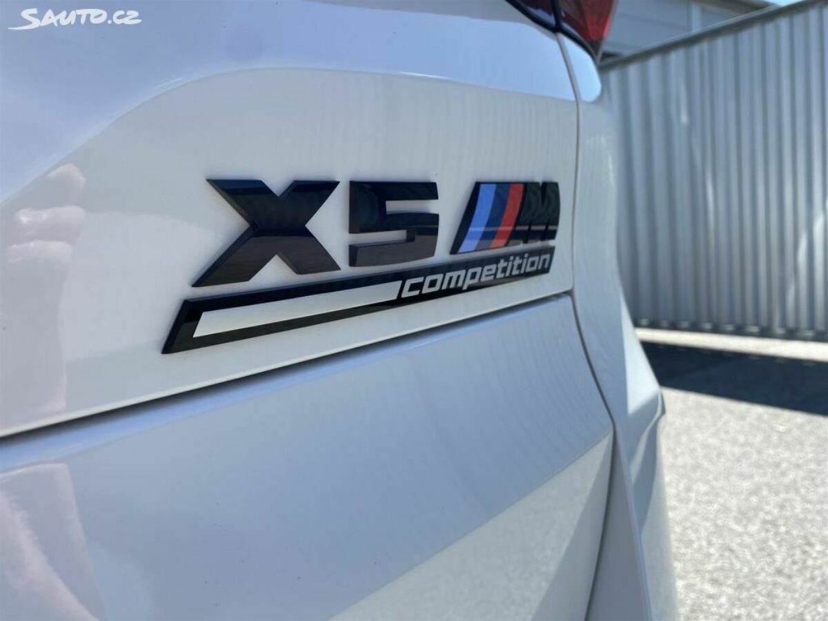 Fotografie vozu - klik pro zvětšení