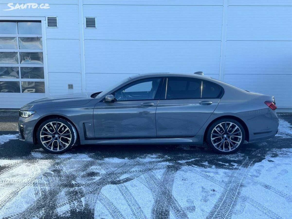 Fotografie vozu - klik pro zvětšení