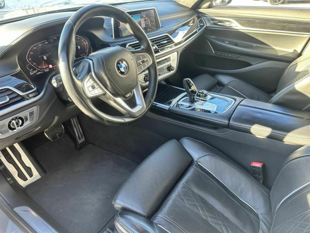 Fotografie vozu - klik pro zvětšení