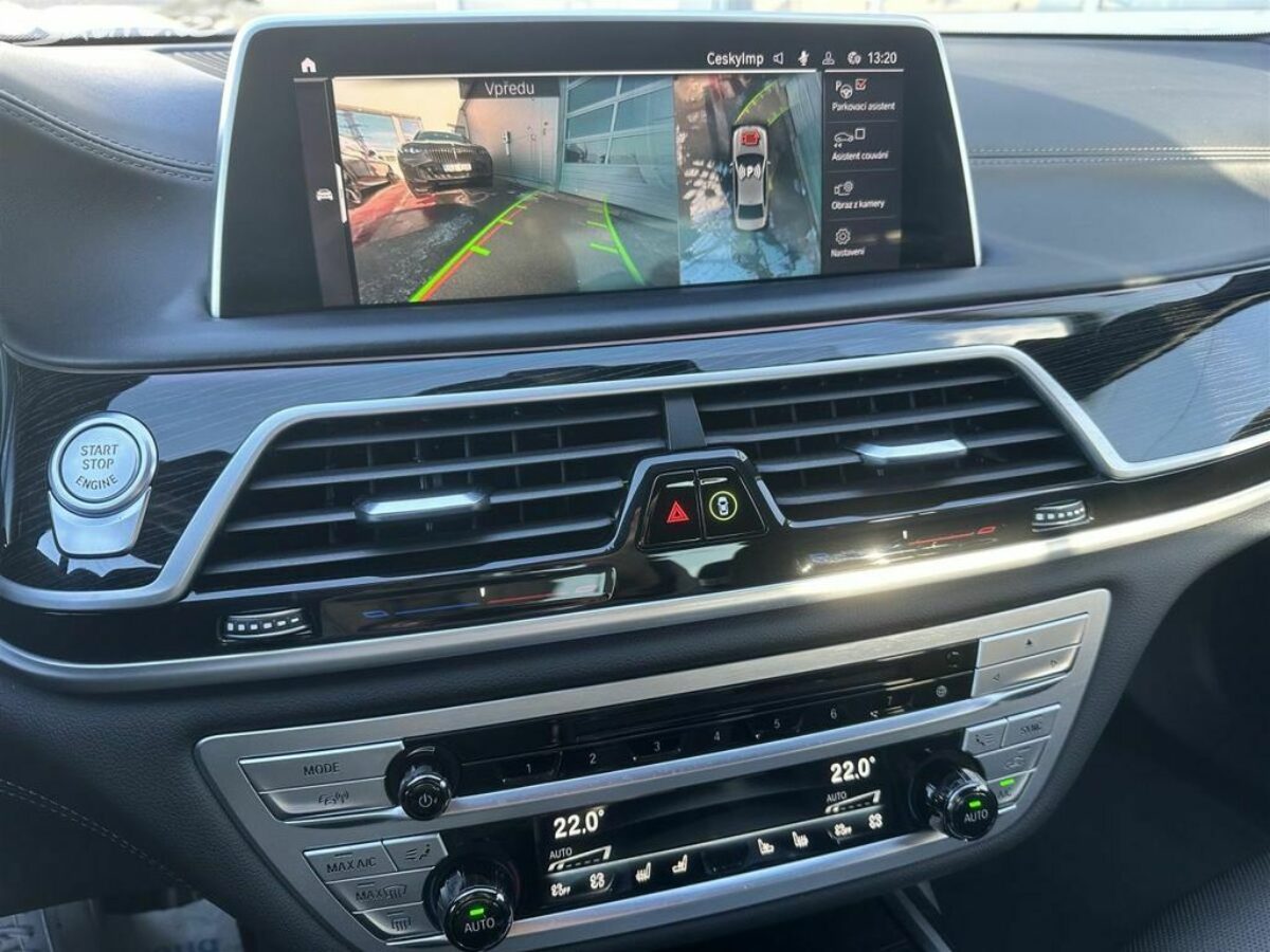 Fotografie vozu - klik pro zvětšení