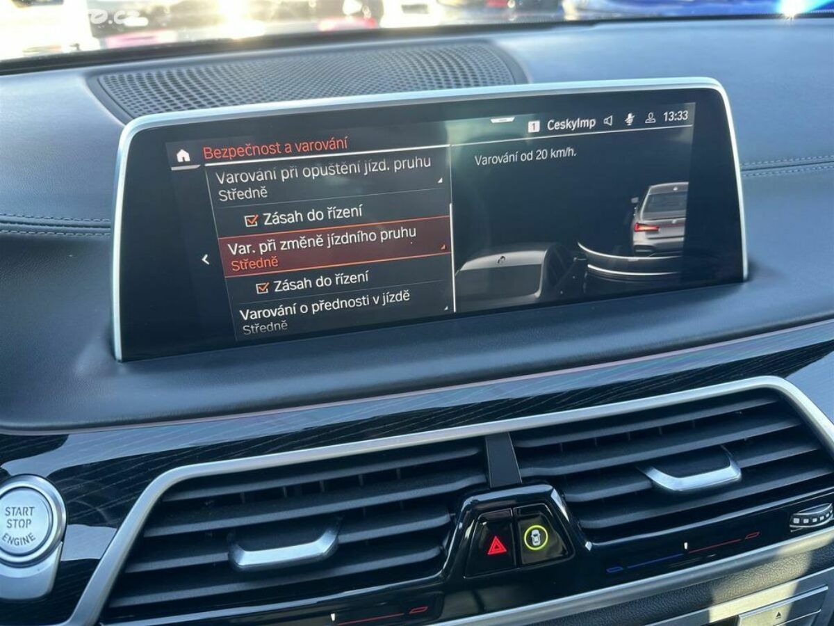 Fotografie vozu - klik pro zvětšení