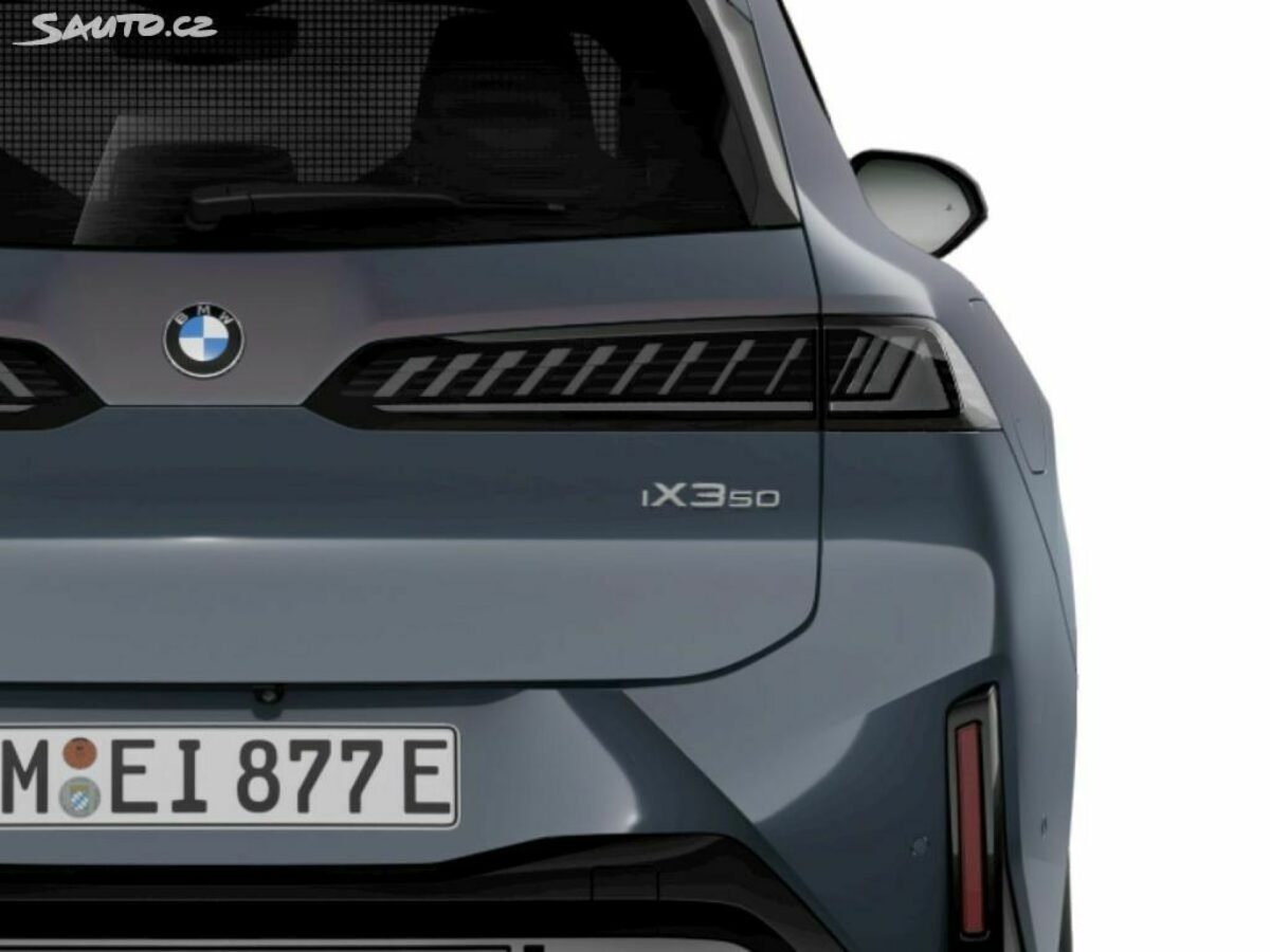 Fotografie vozu - klik pro zvětšení