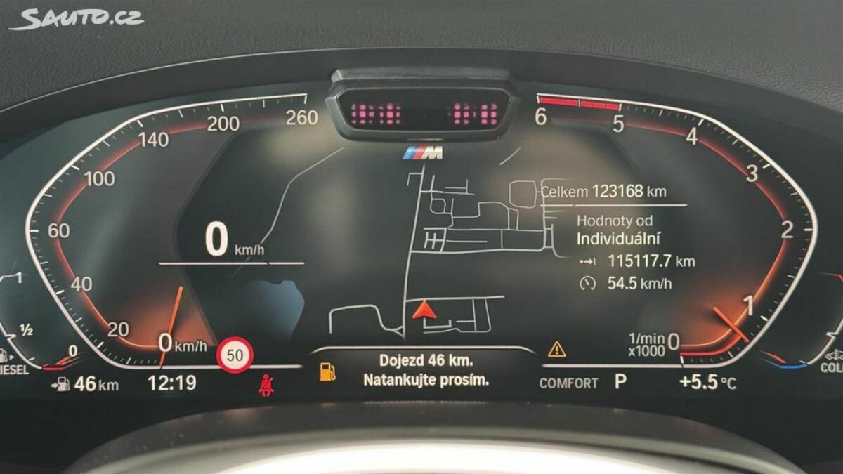 Fotografie vozu - klik pro zvětšení