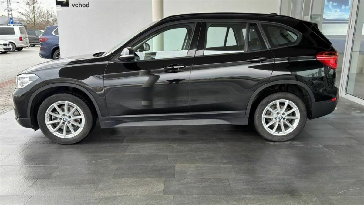 Fotografie vozu - klik pro zvětšení