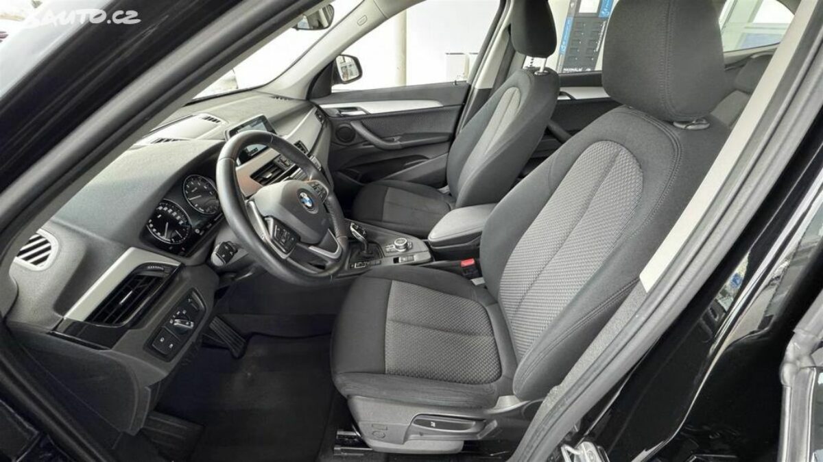 Fotografie vozu - klik pro zvětšení