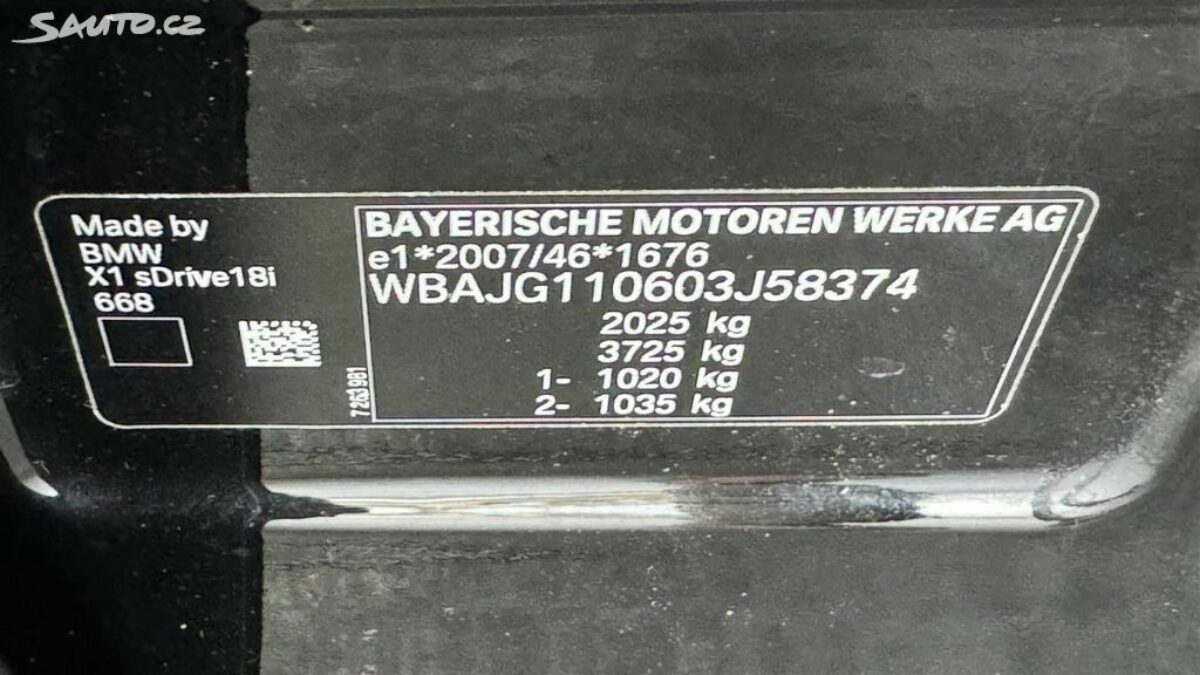 Fotografie vozu - klik pro zvětšení