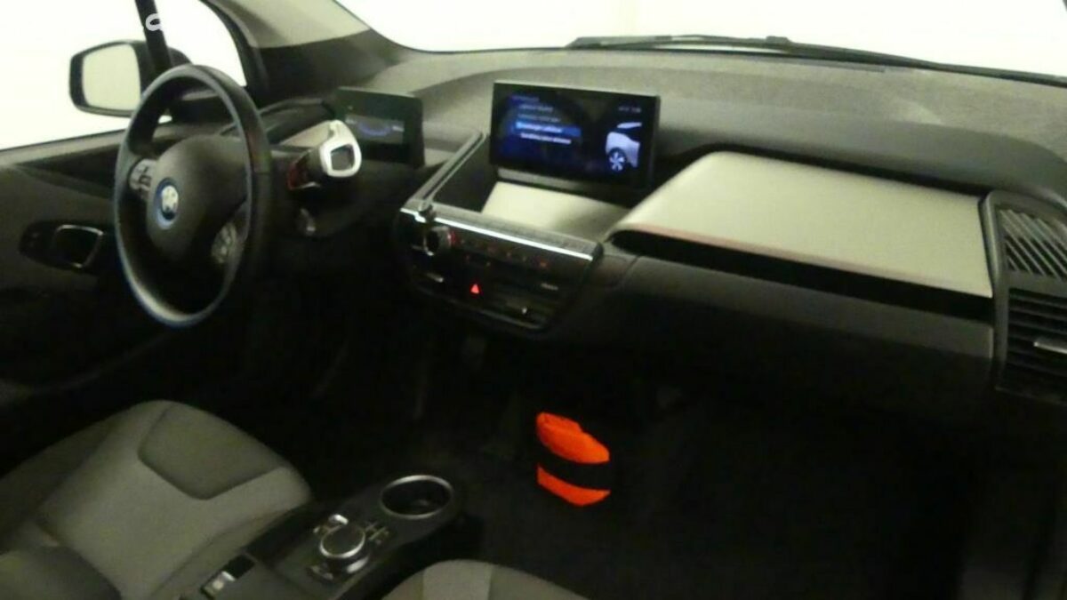 Fotografie vozu - klik pro zvětšení