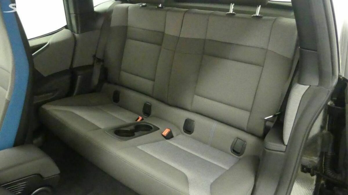 Fotografie vozu - klik pro zvětšení