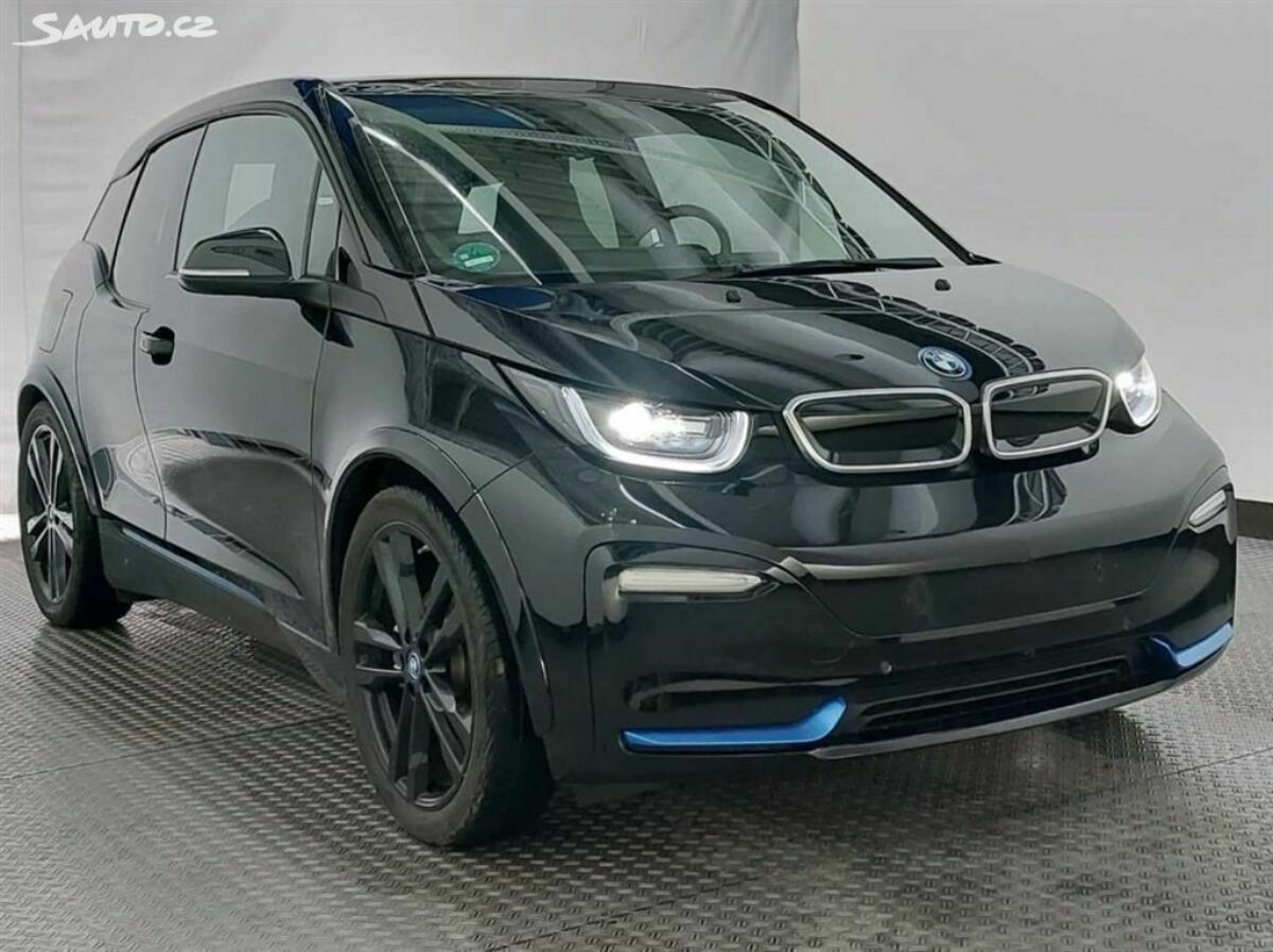 Fotografie vozu - klik pro zvětšení