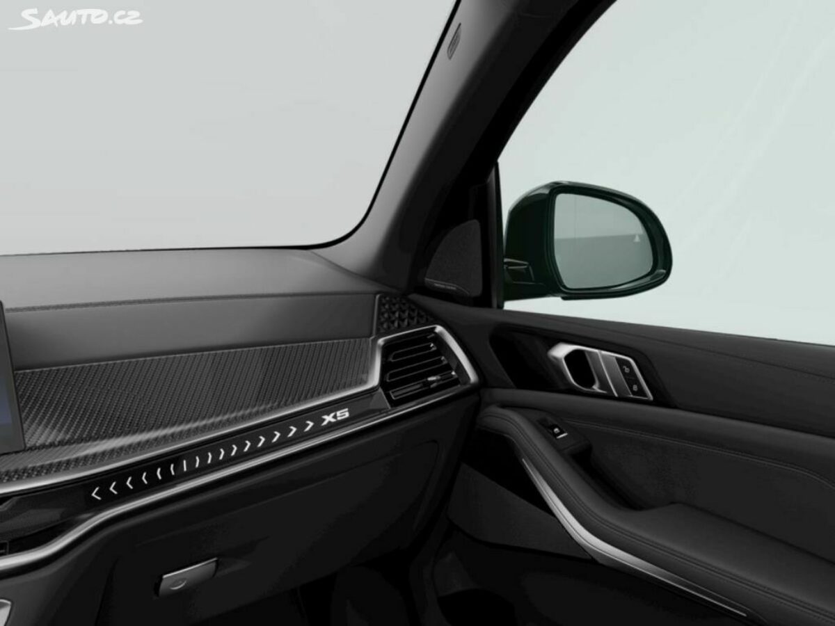 Fotografie vozu - klik pro zvětšení