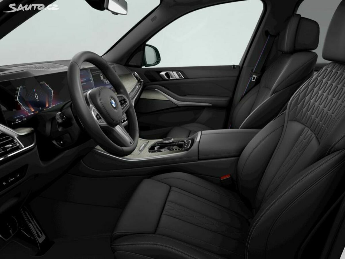 Fotografie vozu - klik pro zvětšení