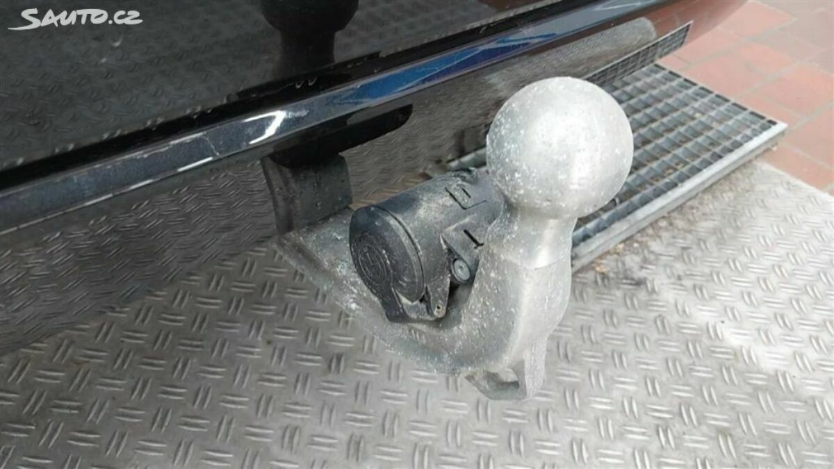 Fotografie vozu - klik pro zvětšení