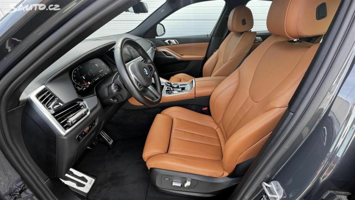 Fotografie vozu - klik pro zvětšení