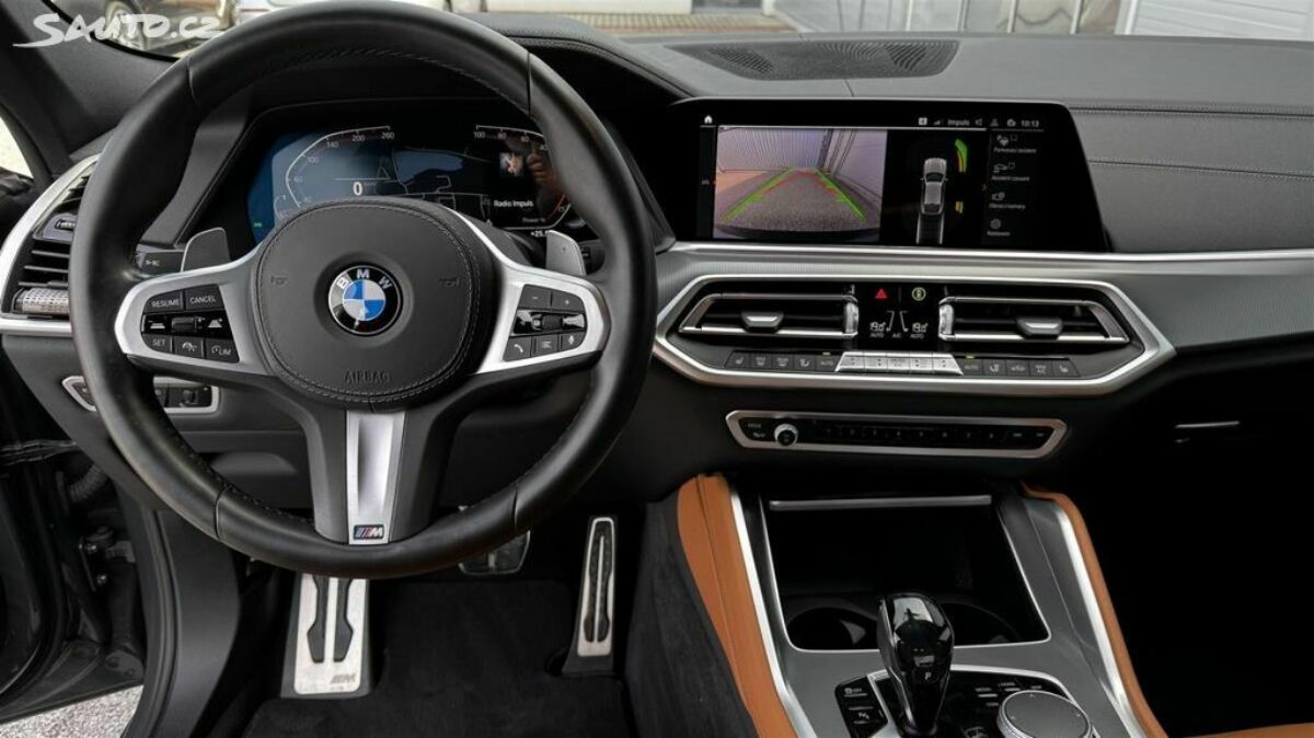 Fotografie vozu - klik pro zvětšení