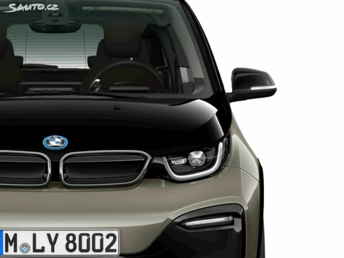 Fotografie vozu - klik pro zvětšení