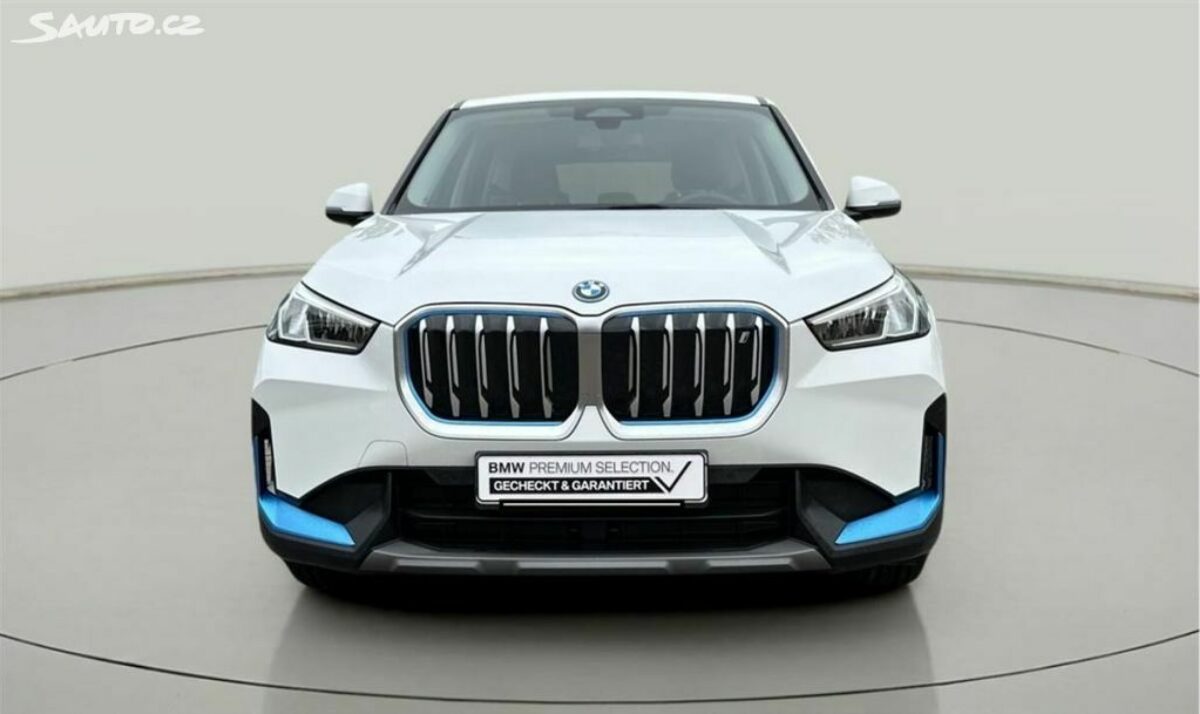 Fotografie vozu - klik pro zvětšení