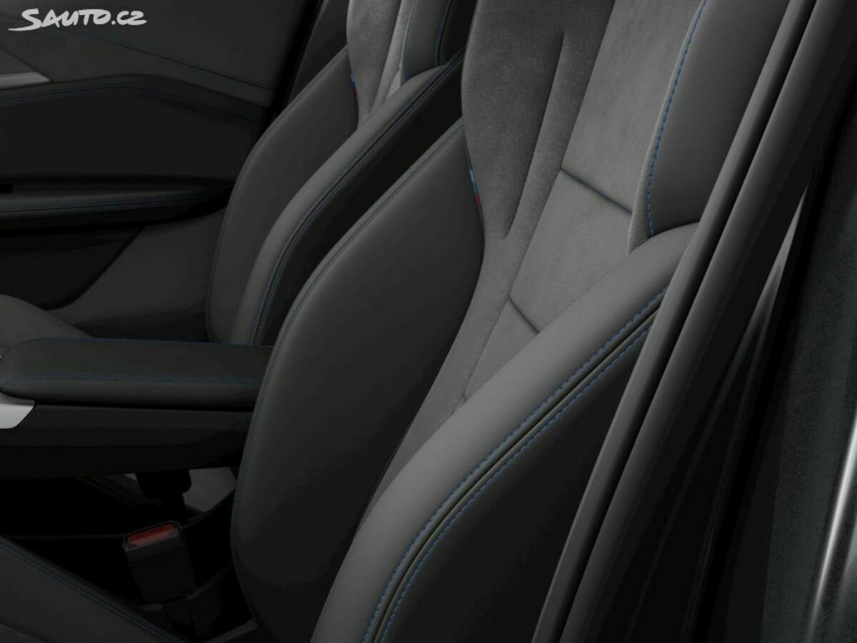 Fotografie vozu - klik pro zvětšení