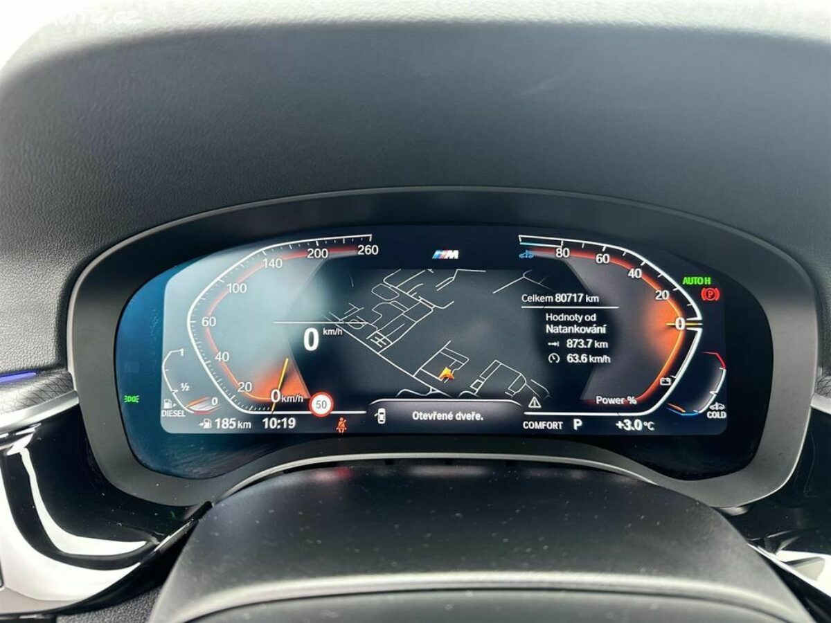 Fotografie vozu - klik pro zvětšení