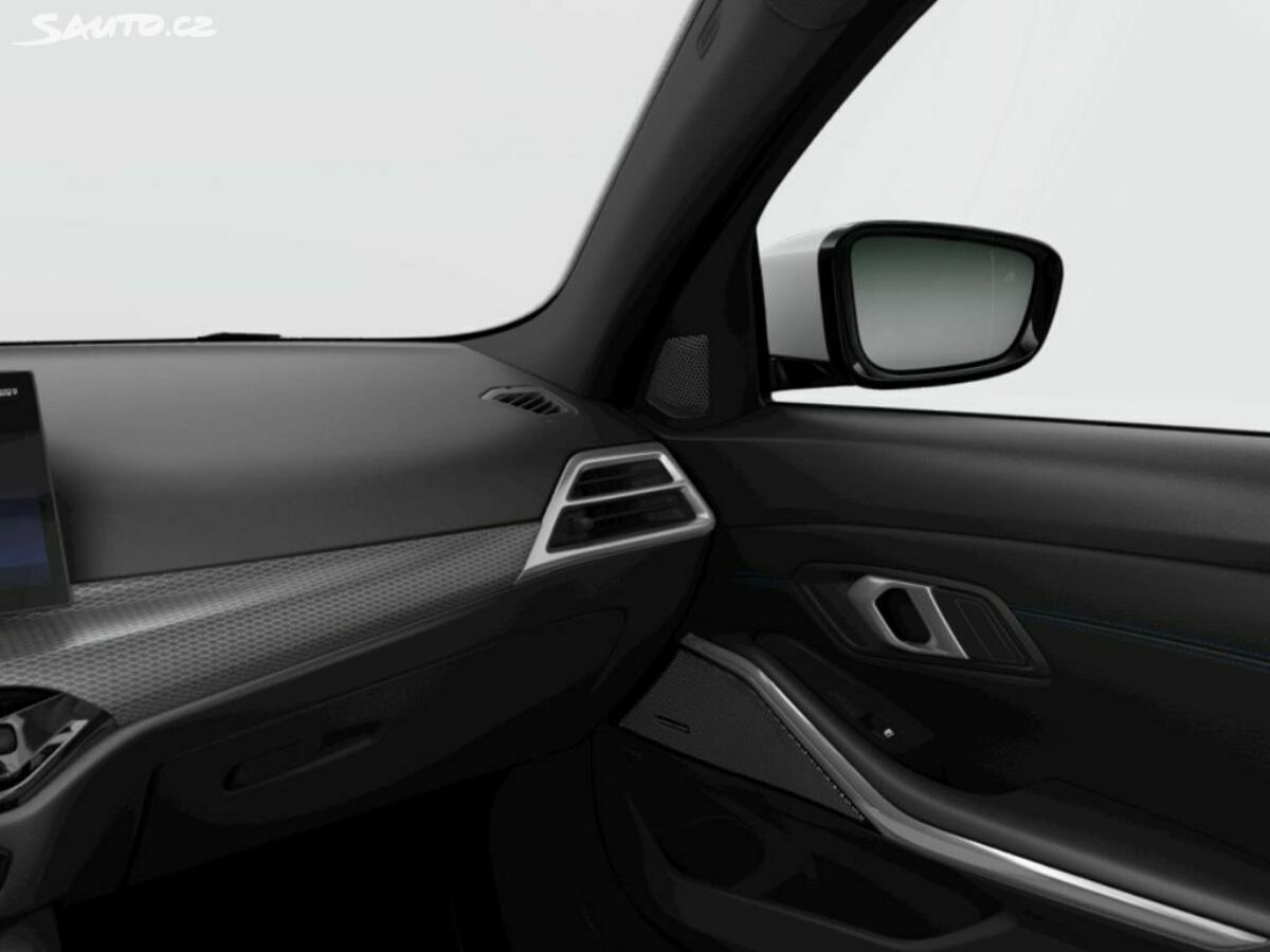 Fotografie vozu - klik pro zvětšení