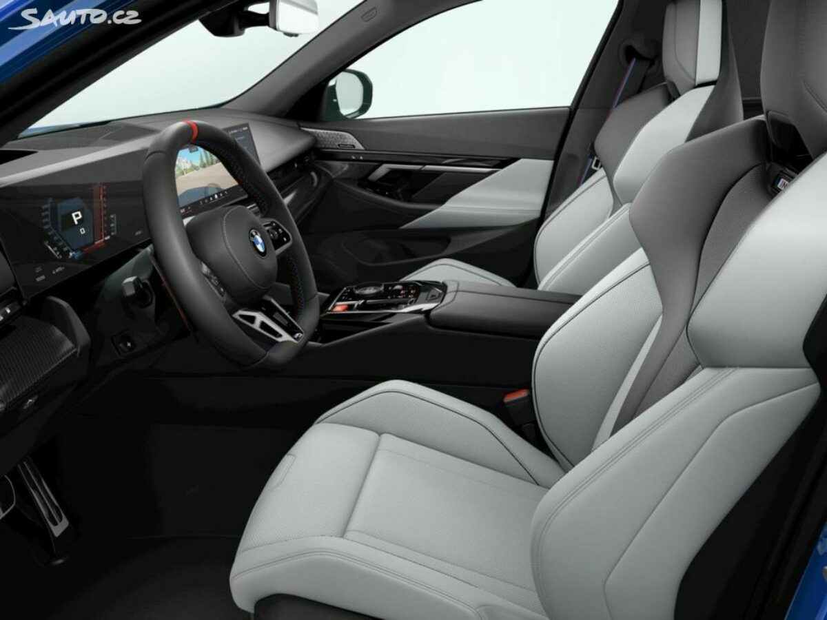 Fotografie vozu - klik pro zvětšení